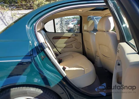 2004 Jaguar X-Type 3.0 из США, поврежденный, VIN SAJEA51C54WD57089